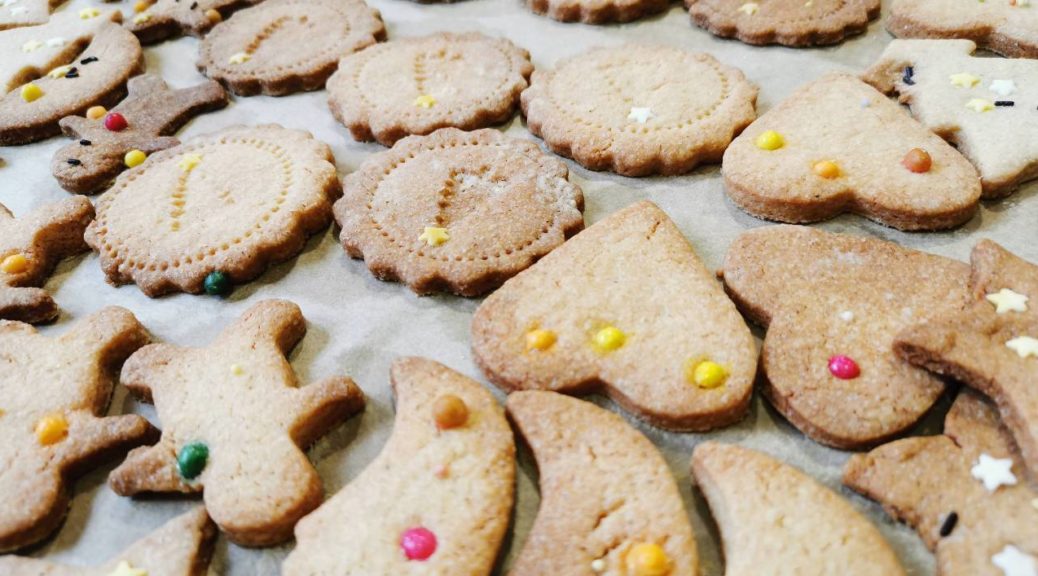 Nos biscuits de Noël Ecole maternelle publique Louis Pasteur